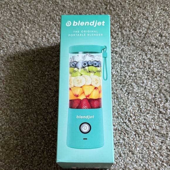 BlendJet Original Portable Blender - Turquoise - Picture 1 of 3